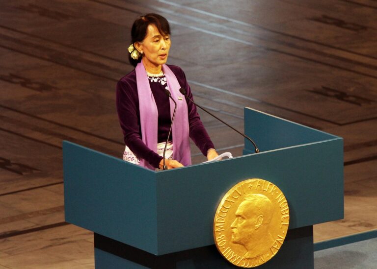 AUNG SAN SUU KYI