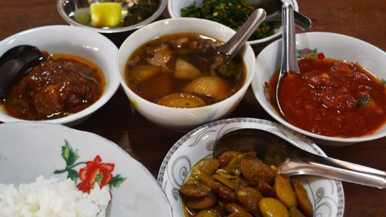 Burmese Curry