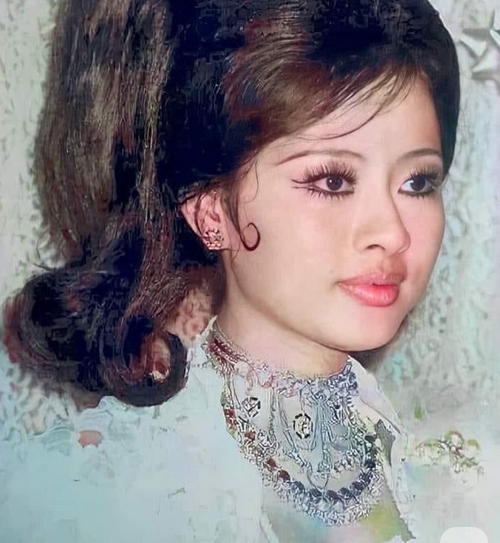 KHIN THAN NU